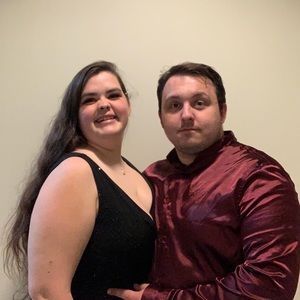 Meet your Poshers, Hannah and Brandon!